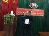 Chi bộ Viện kiểm sát nhân dân huyện Tuyên Hóa kết nạp đảng viên.